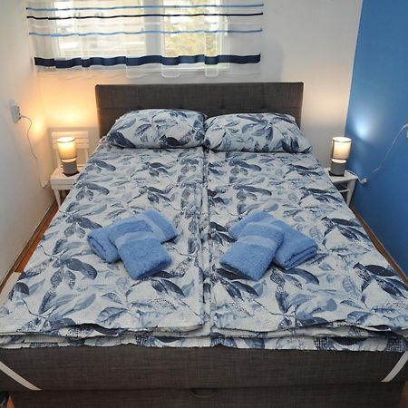 Ni Aba Apartman מראה חיצוני תמונה